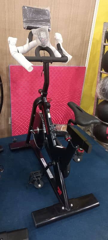 proform usa exercise spinning bike cycle  gym and fitness machine 7