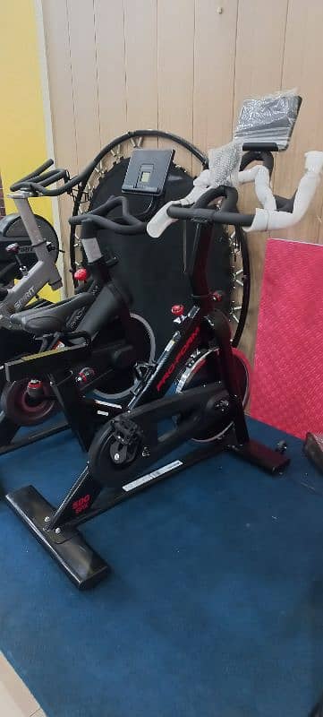 proform usa exercise spinning bike cycle  gym and fitness machine 8