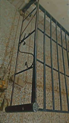 wrought iron king size bed for urgent sale