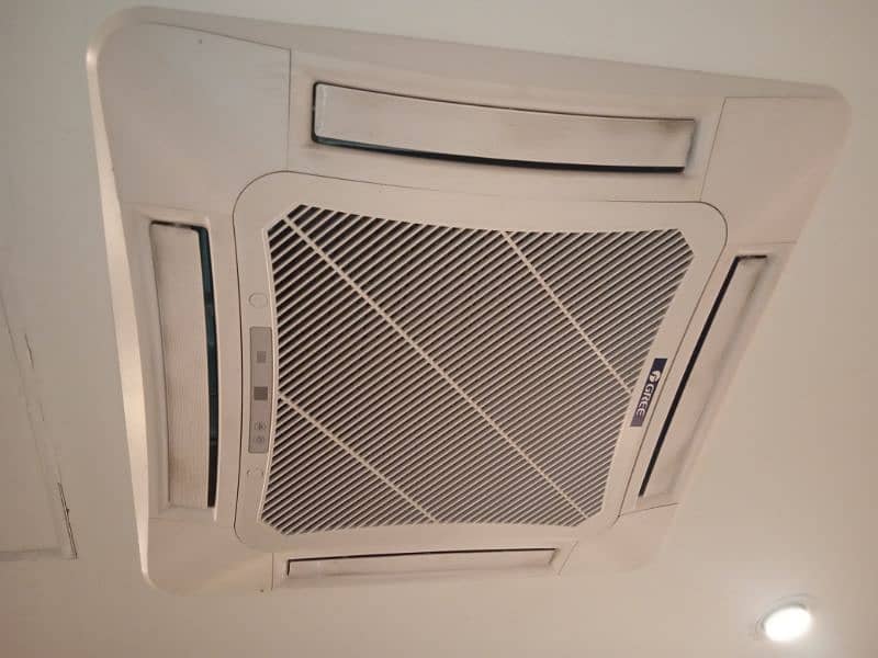 Gree  company gud condition ac for sale 1