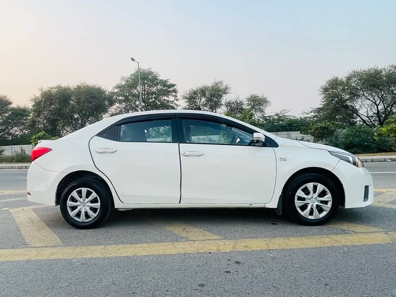 Toyota Corolla XLI 2014/15 5