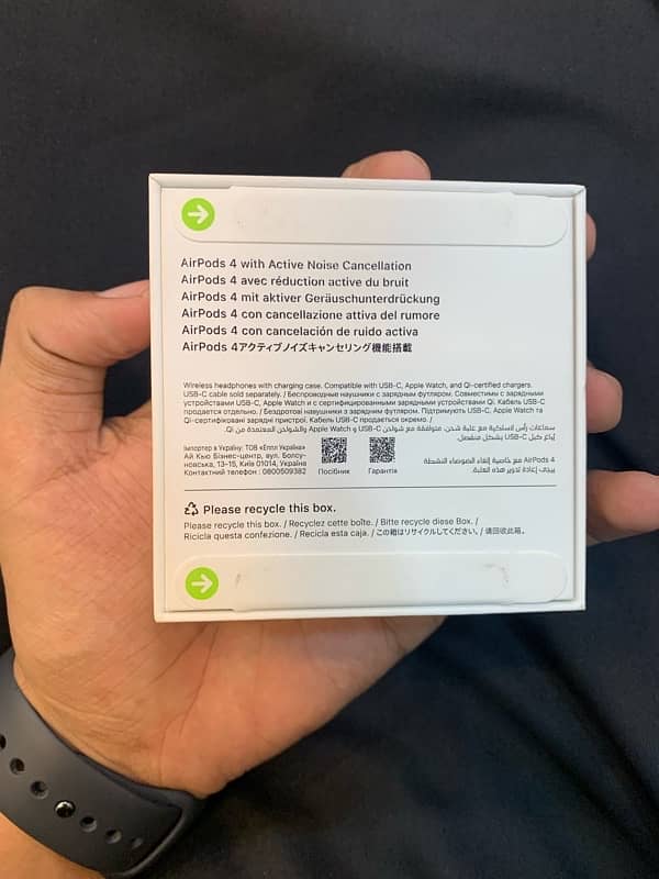 Air pods pro 4 seal packed 4