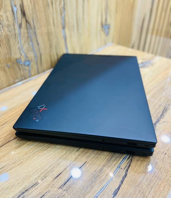 Thinkpad X1 Carbon Gen 9 i5-11th Gen 16Gb Ram 256Gb SSD Intel Iris Xe 5