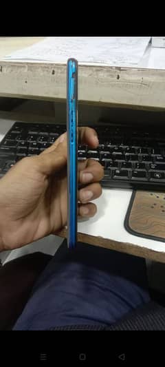 Realme C3 0