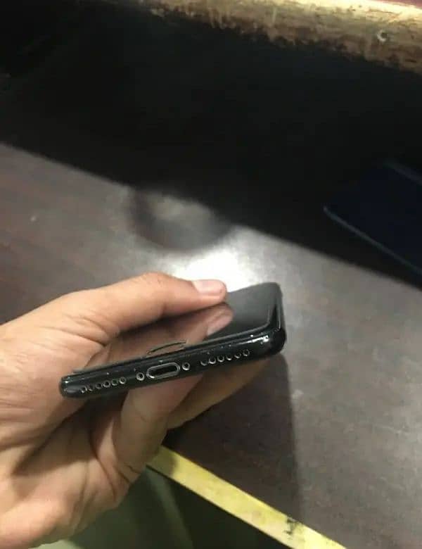 Apple IPhone Model 7 Pta Approved Urgent sale plz call 3