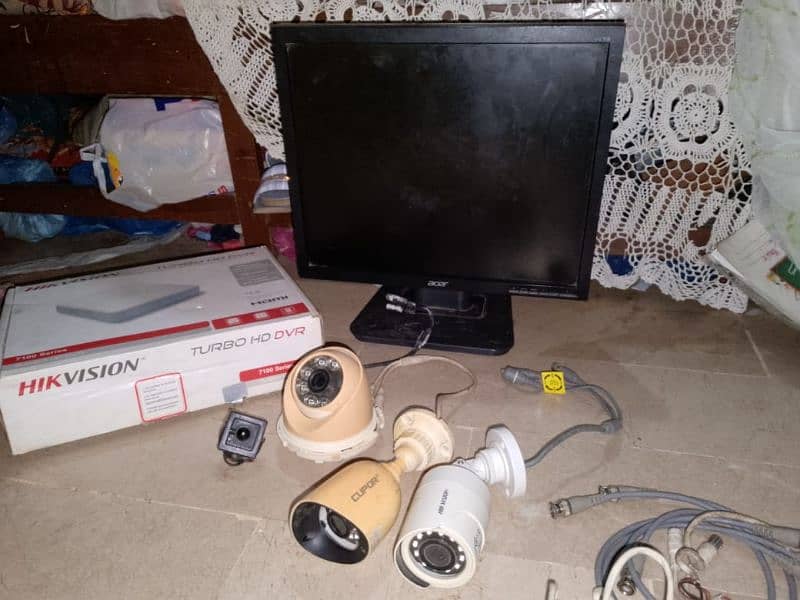 Hikvision DVR complete secutity system CCTV 5