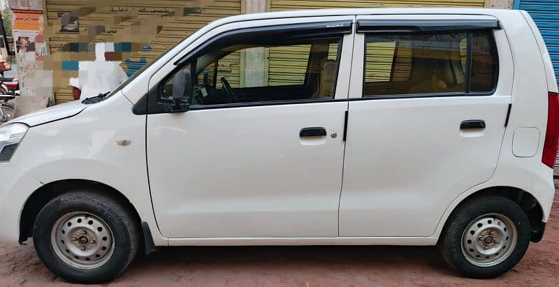 Suzuki Wagon R 2019 3