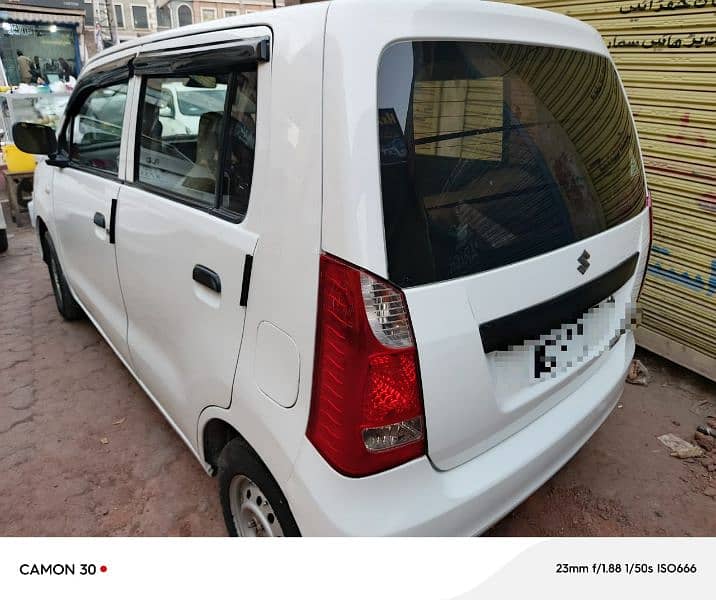 Suzuki Wagon R 2019 8