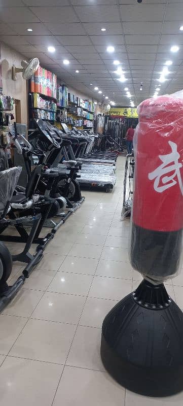 punching boxing stand gym and fitness machine 5