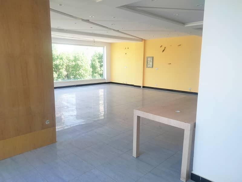 5 Marla First Floor Hall For Commercial Use For Rent In Bahria Town Lahore Sector E 5