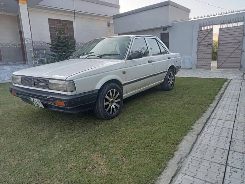 Nissan Sunny 1987 2