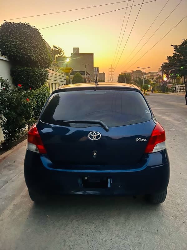 Toyota Vitz 2007 4