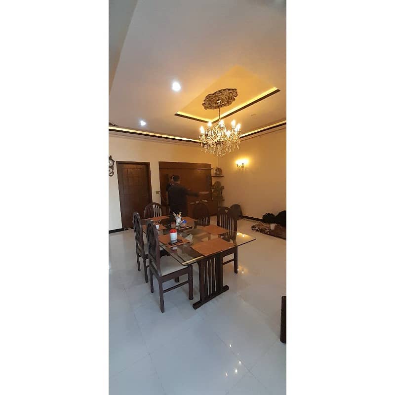 10 Marla Triple Storey Beautiful House For Sale In Jubilee Town Lahore. 0