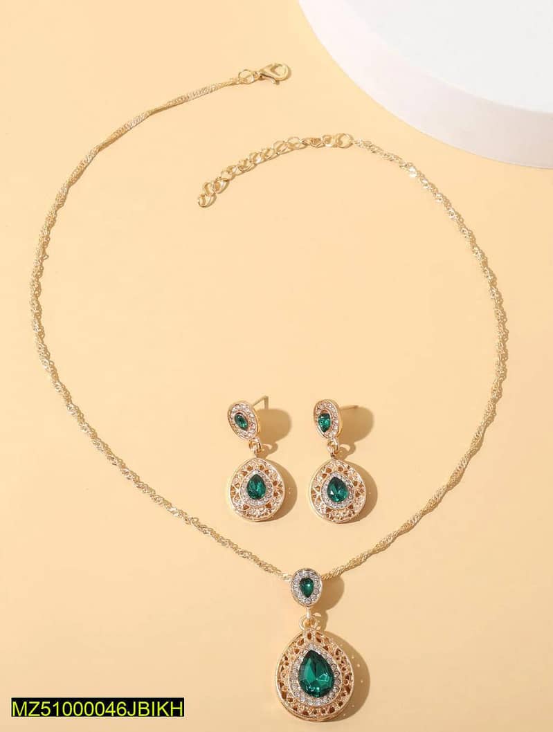 Breclet set | Green diamond set| Beatiful women set| Best quality. 2