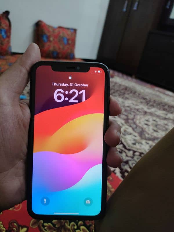 iPhone 11 is up for sale 64 GB 0