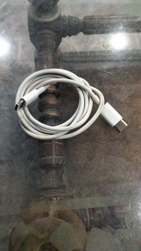 I phone 14 promax orginale charging cable 1