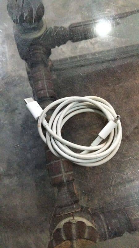 I phone 14 promax orginale charging cable 2