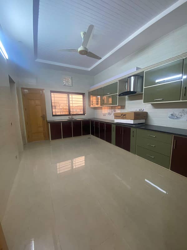 12 Marla Upper Portion for Rent in G-16 Islamabad 9