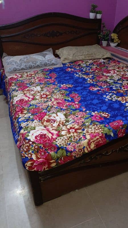 BED FOR SALE IN JUST 15K [Urgently for sale] 2