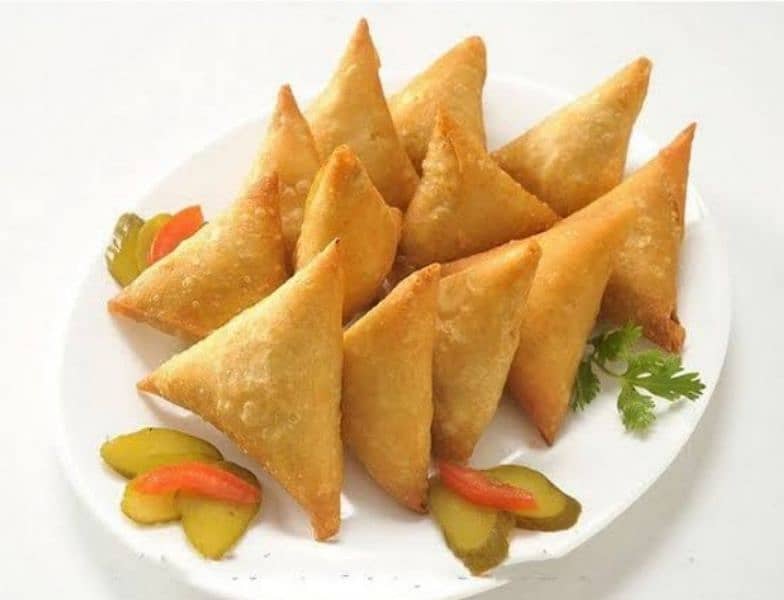 Samosa and roll Fresh frozeen Rawalpindi Islamabad free delivery. 2