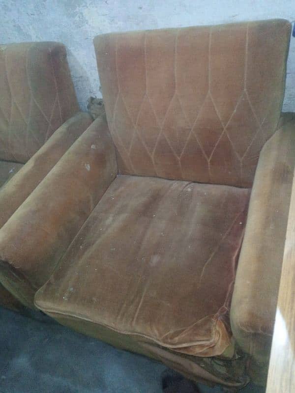 one seater sofa available. 4