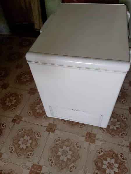 hier freezer ready for urgent sell 2