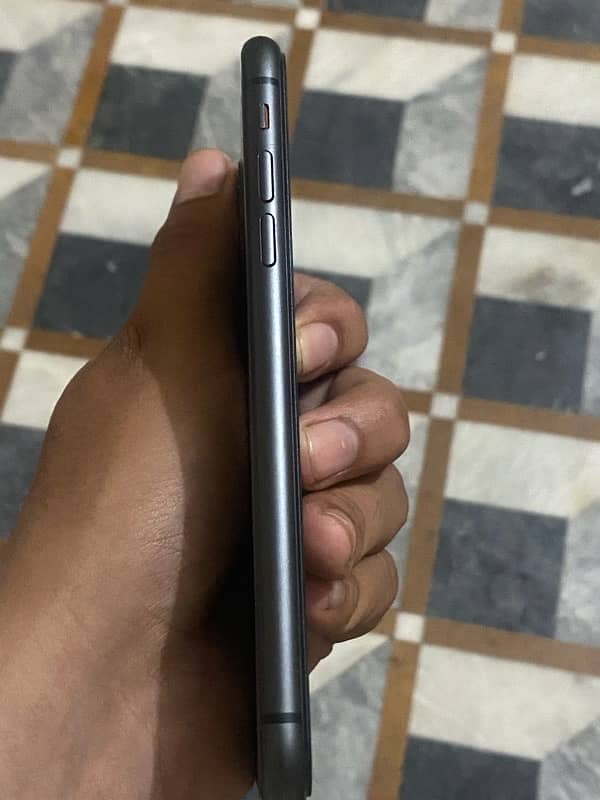 iphone 11 64 gb 7