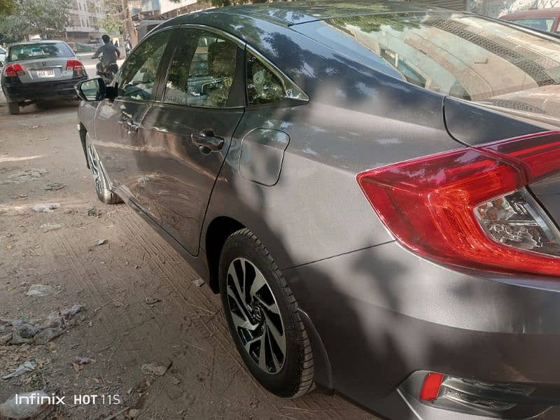 Honda Civic Oriel 1.8 i-VTEC CVT 2018 10