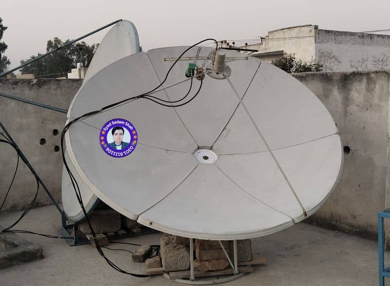 6 feet Dish For sale 0