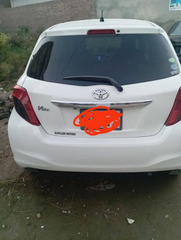 Toyota Vitz 2013 3