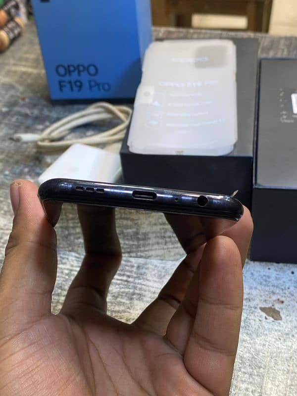 oppo F19 pro awesome condition complete box 8