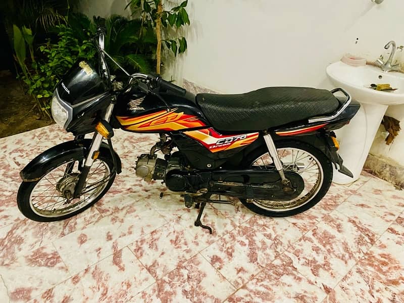 cd70 dream bike unregistered best condition whats app only 1