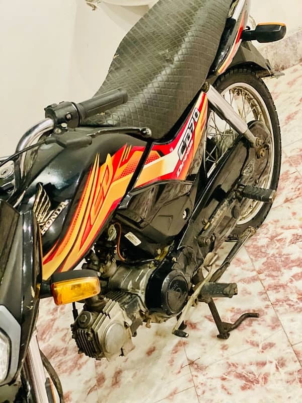 cd70 dream bike unregistered best condition whats app only 2