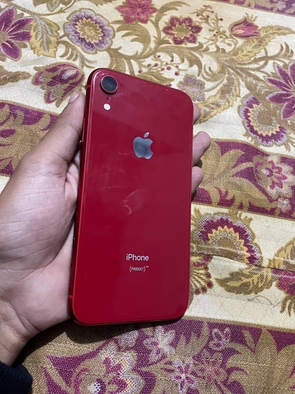 iPhone xr 64GB  whatapp 03276933207 0