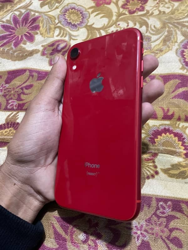 iPhone xr 64GB  whatapp 03276933207 5