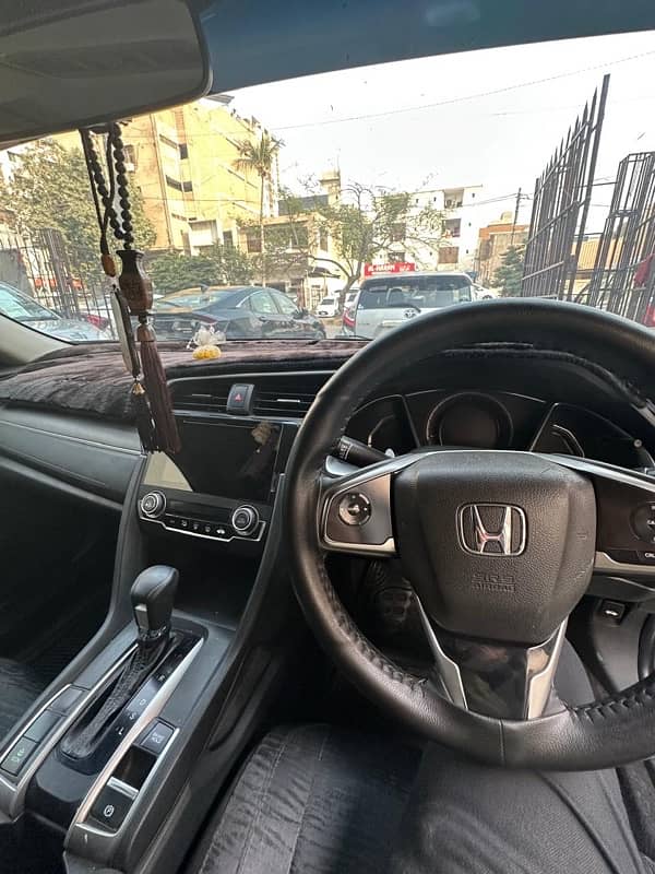 Honda Civic Oriel 2017 3