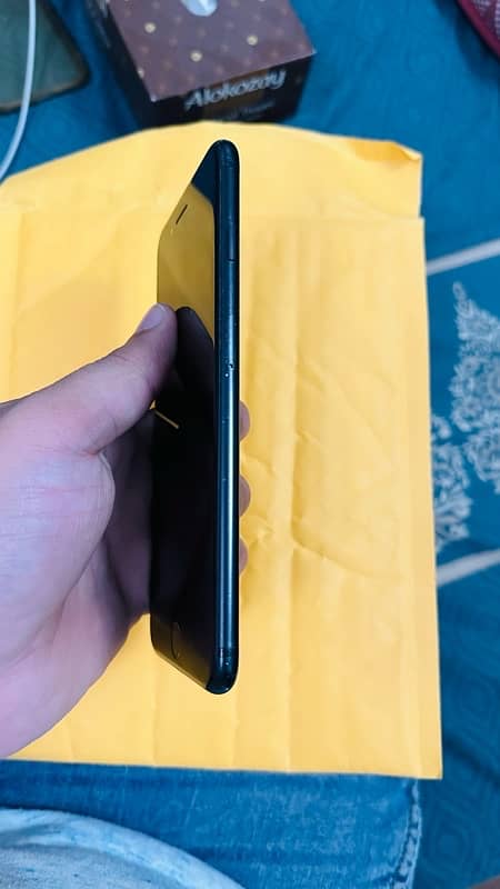 iPhone 7plus 32GB PTA approved 4