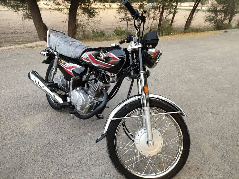 Honda CG 125 2024 3