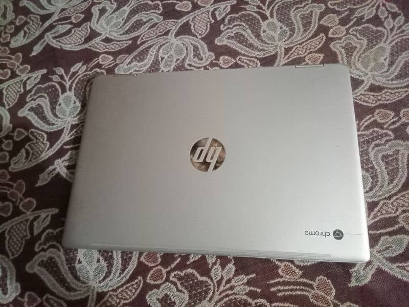 HP Chromebook 14 G1 x360 with touch screen 1