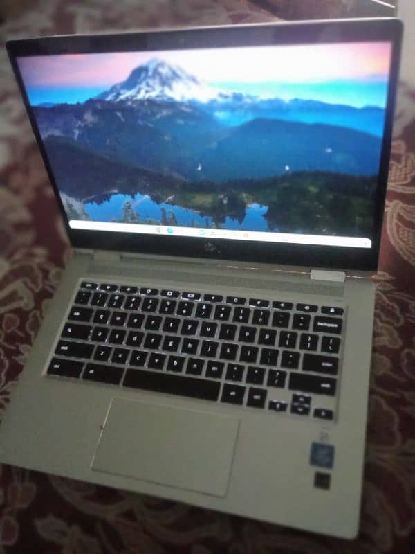 HP Chromebook 14 G1 x360 with touch screen 8