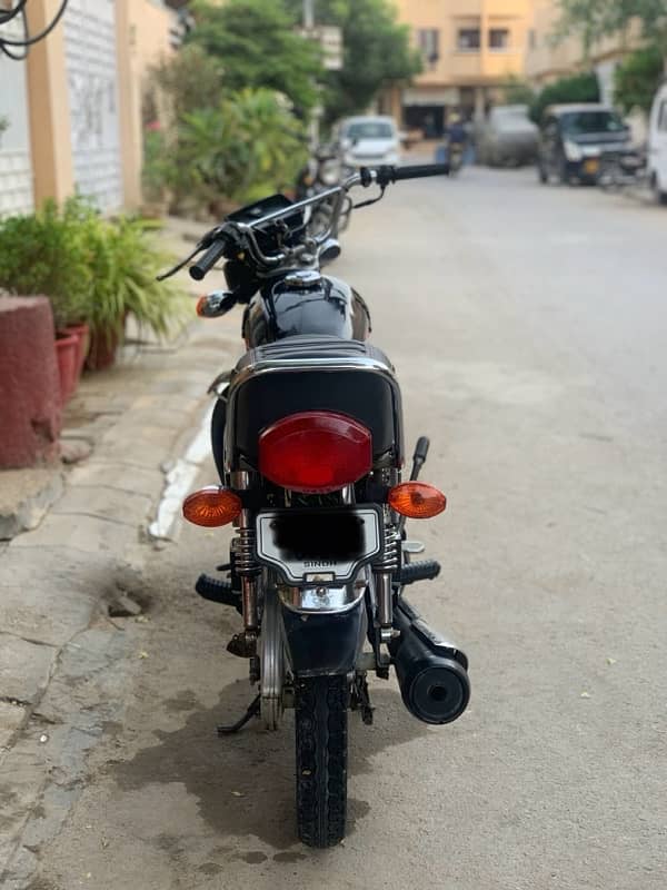 honda cg 125 2021 year karachi num 2