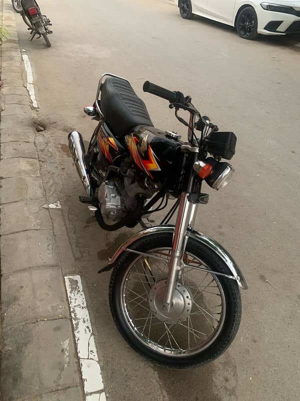 honda cg 125 2021 year karachi num 4