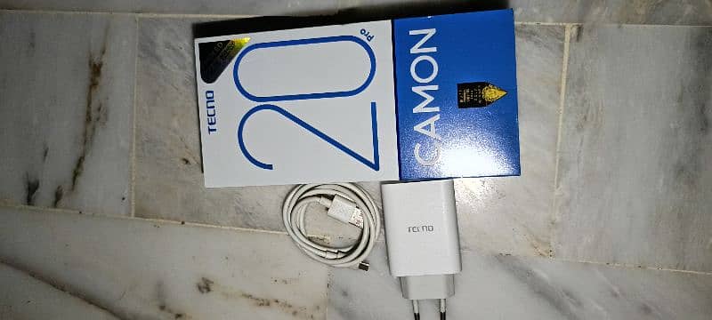 Techno camon 20 pro 8+8gb ram 256gb rom 0