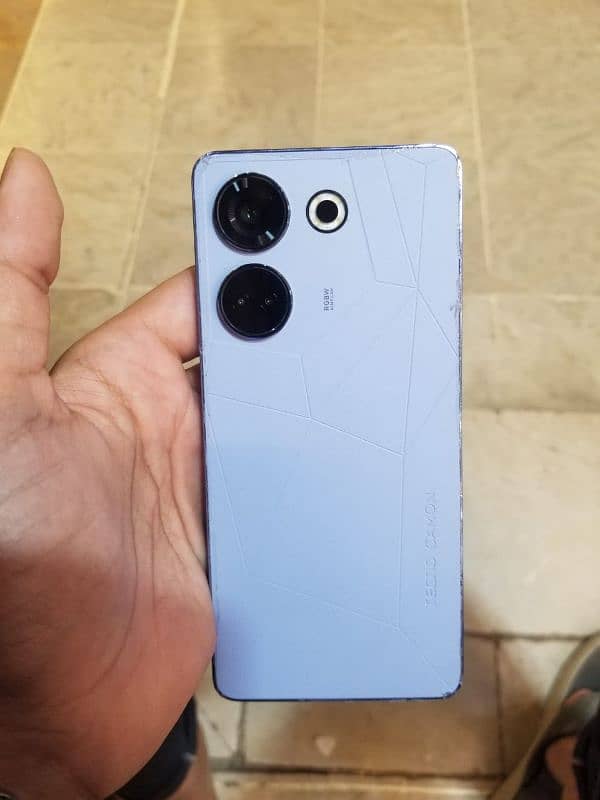 Techno camon 20 pro 8+8gb ram 256gb rom 3