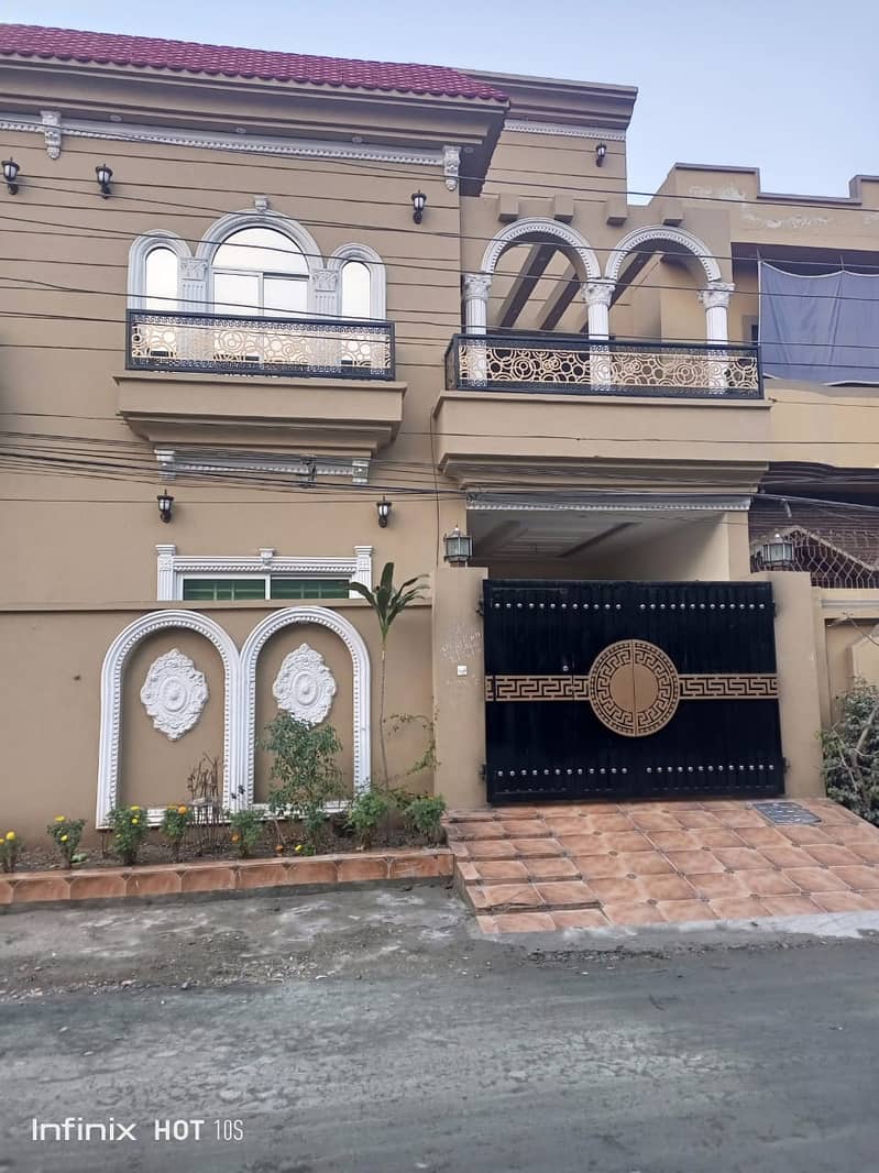 3 Bed Upper Portion Nawab Town Block-A, near Beaconhouse, UCL, Thokar 0