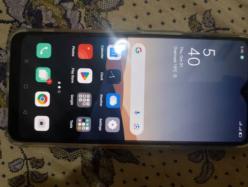 Oppo F15 8/256gb Dual sim Pta Approved 0