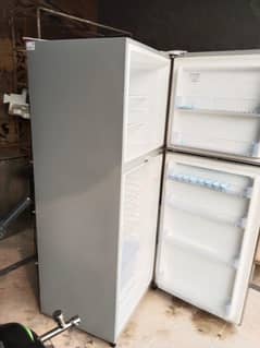 HAIER REFRIGERATOR MODEL NO HRF-380