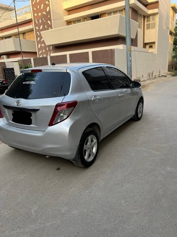 Toyota Vitz 2014 4