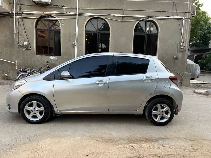 Toyota Vitz 2014 6