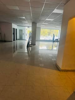 3000 Sqft commercial ground floor like a new for any office